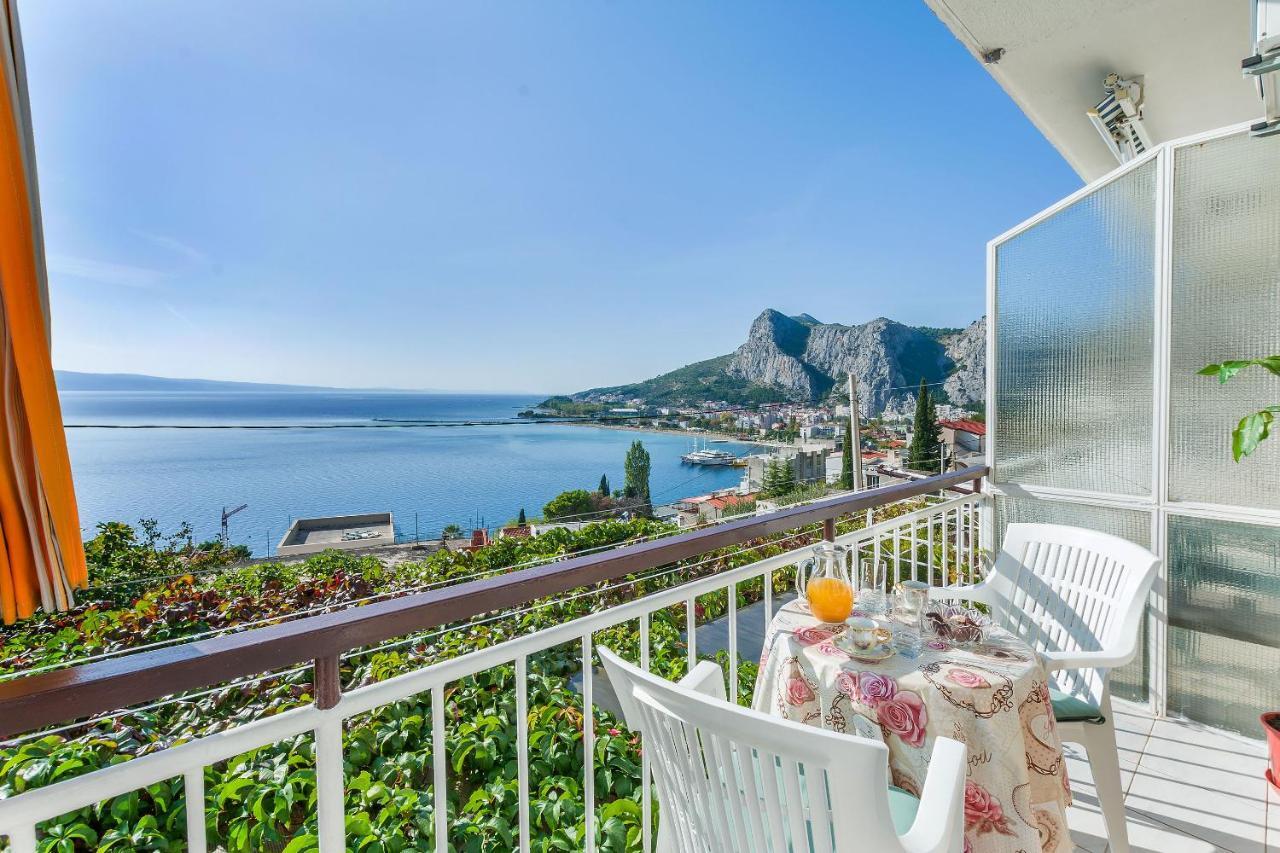 Apartment And Rooms Tatjana أوميس المظهر الخارجي الصورة